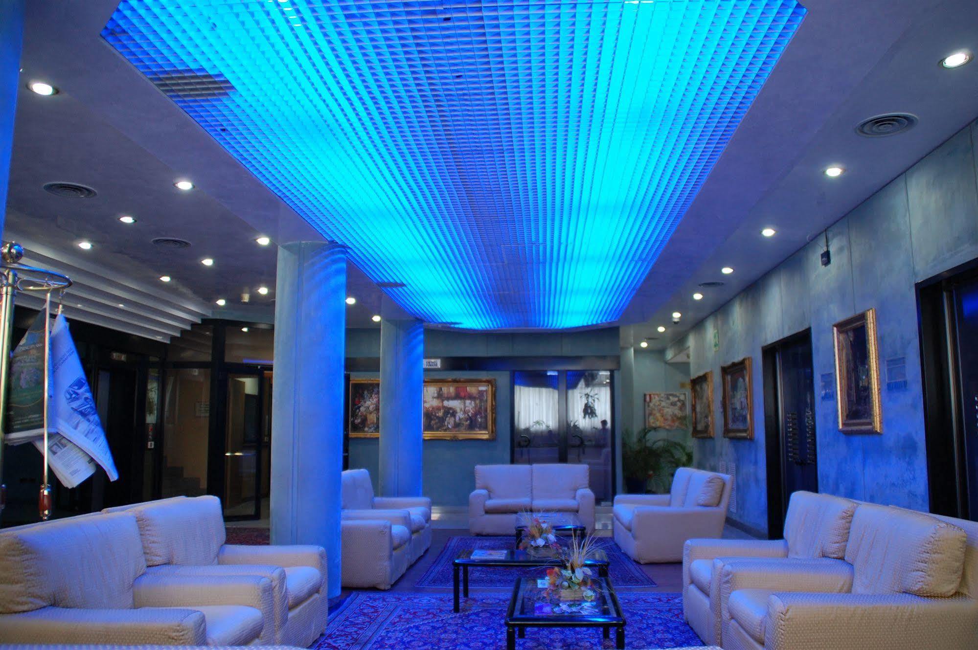 Benny Hotel Катандзаро Екстериор снимка